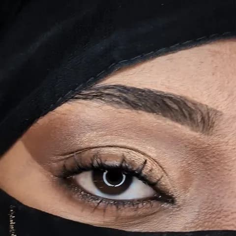PHOERA eye makeup look
